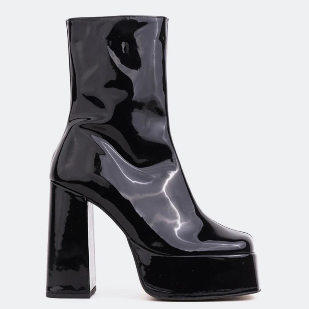 L'INTERVALLE Black Patent Platform Heeled Boots